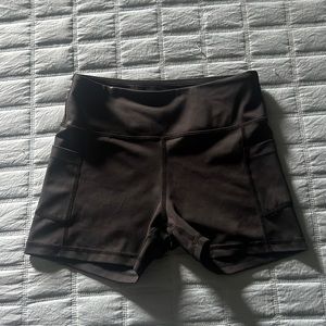 Zyia Light and Tight shorts Small Volleyball